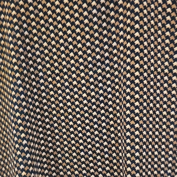 RW & CO Navy and Pink Top Size L - Picture 5 of 6